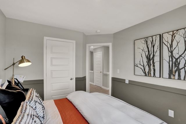 6630 Halsey Street, Zionsville, IN 46077