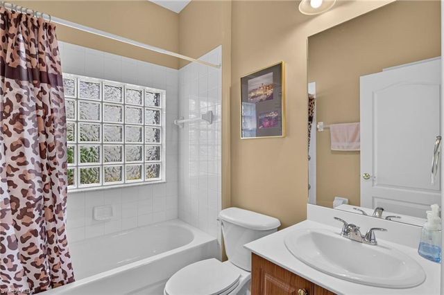 15289 Laguna Hills DR, Fort Myers, FL 33908