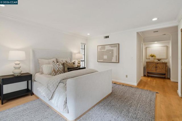 543 Matterhorn Dr, Walnut Creek, CA 94598