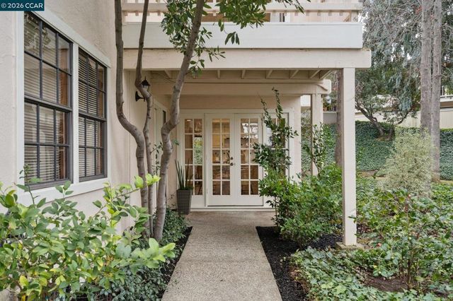 543 Matterhorn Dr, Walnut Creek, CA 94598