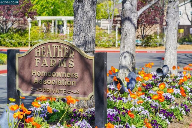 543 Matterhorn Dr, Walnut Creek, CA 94598