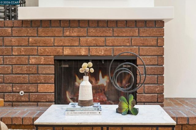 543 Matterhorn Dr, Walnut Creek, CA 94598