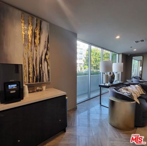 750 S Kingsley Drive 509, Los Angeles, CA 90005