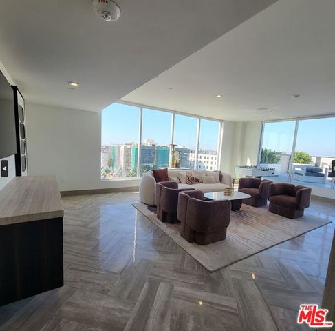 750 S Kingsley Drive 509, Los Angeles, CA 90005