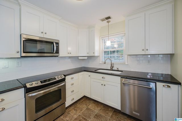 1864 KELLY LOOP ROAD, Mount Olive, AL 35117