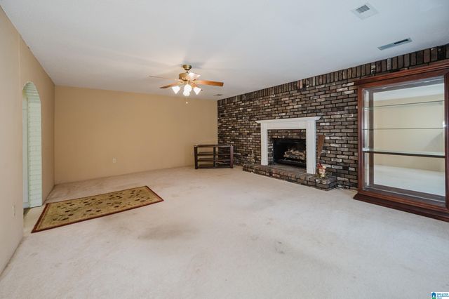 1864 KELLY LOOP ROAD, Mount Olive, AL 35117