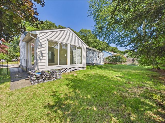 66 Shand Avenue, Warwick, RI 02889