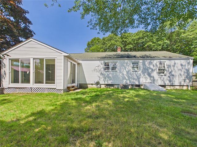 66 Shand Avenue, Warwick, RI 02889