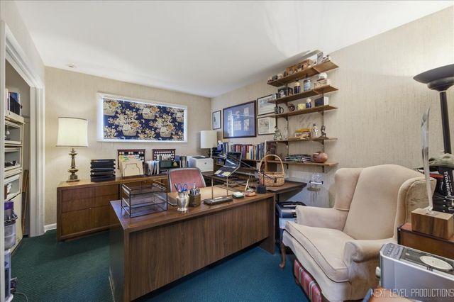 1708 Longvalley Drive, Northbrook, IL 60062