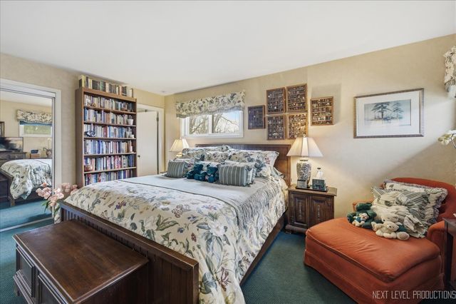 1708 Longvalley Drive, Northbrook, IL 60062