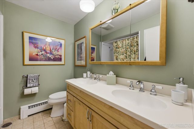 1708 Longvalley Drive, Northbrook, IL 60062