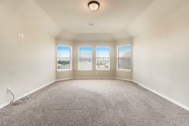 253 Cattlemans Trail, Saginaw, TX 76131