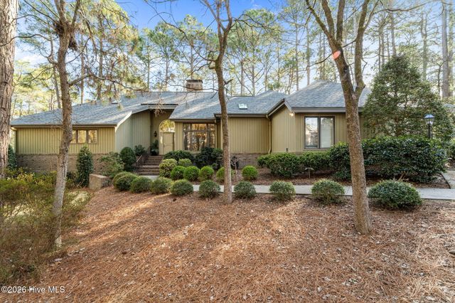 65 Stoneykirk Drive, Pinehurst, NC 28374