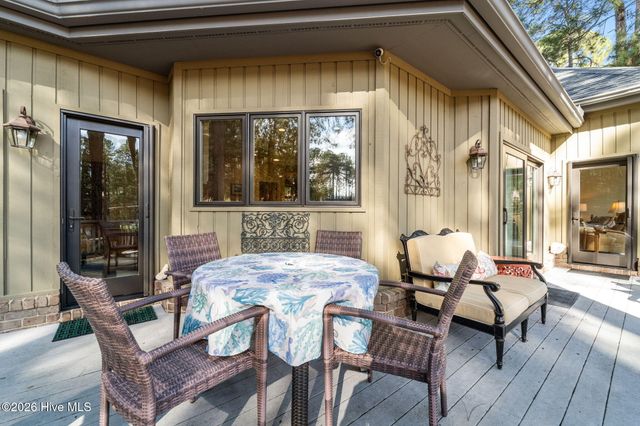 65 Stoneykirk Drive, Pinehurst, NC 28374