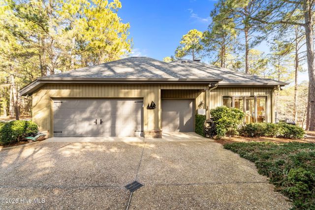 65 Stoneykirk Drive, Pinehurst, NC 28374
