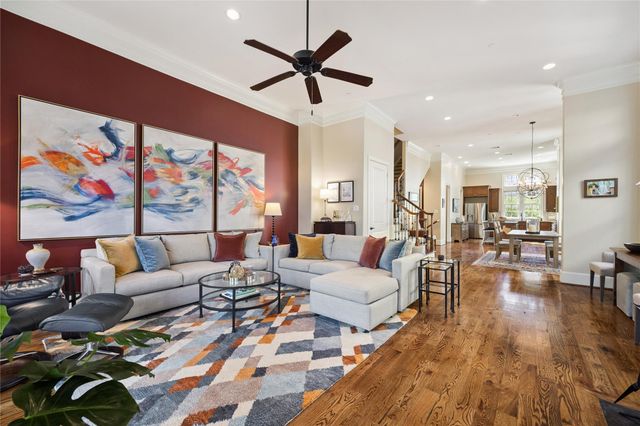 1305 W Bell Street, Houston, TX 77019