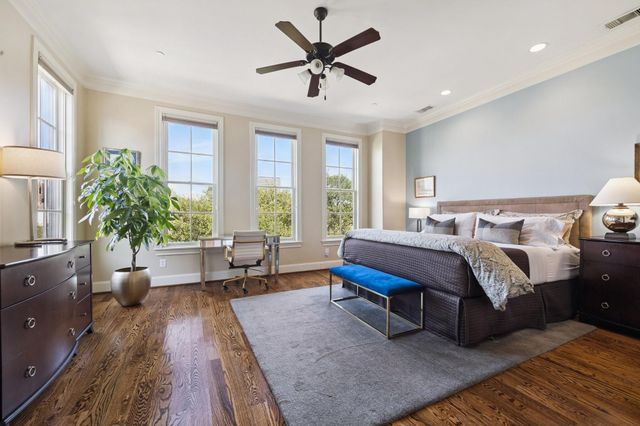 1305 W Bell Street, Houston, TX 77019