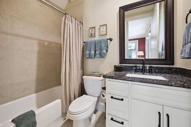 1305 W Bell Street, Houston, TX 77019