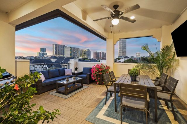 1305 W Bell Street, Houston, TX 77019