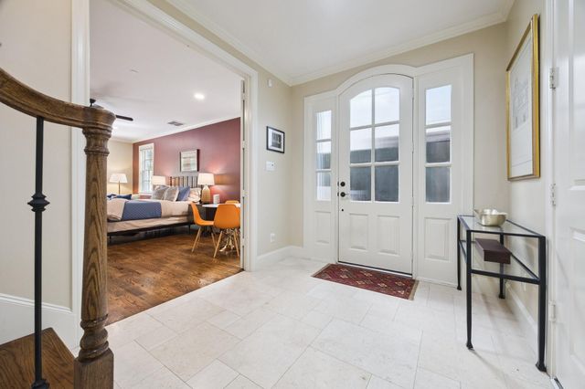 1305 W Bell Street, Houston, TX 77019