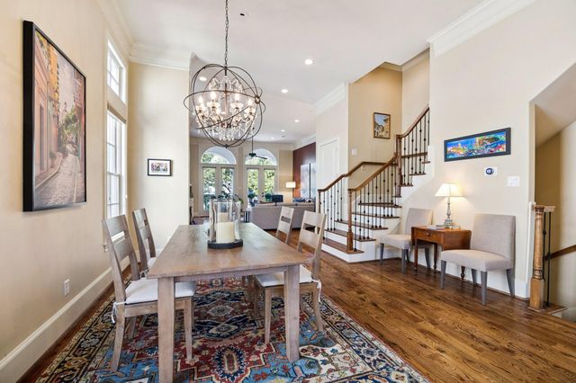 1305 W Bell Street, Houston, TX 77019
