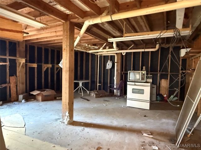 362 Enfinger Road, Lowndesboro, AL 36752