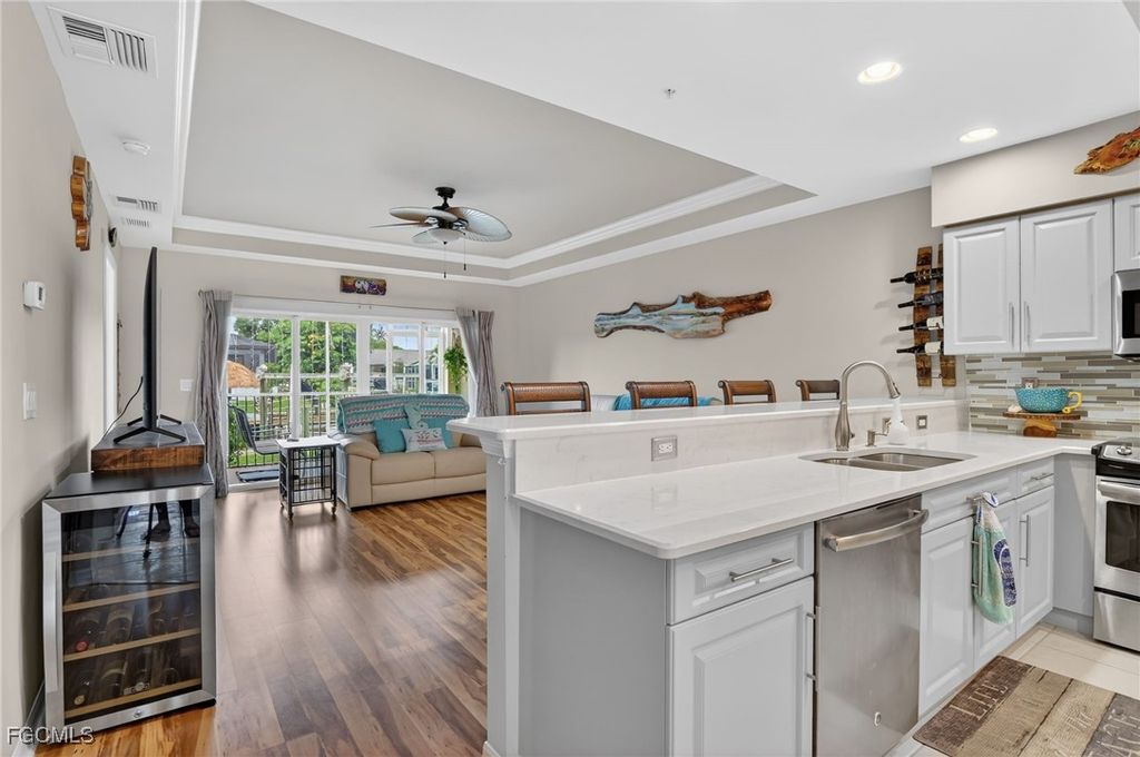 1785 Four Mile Cove PKWY 312, Cape Coral, FL 33990