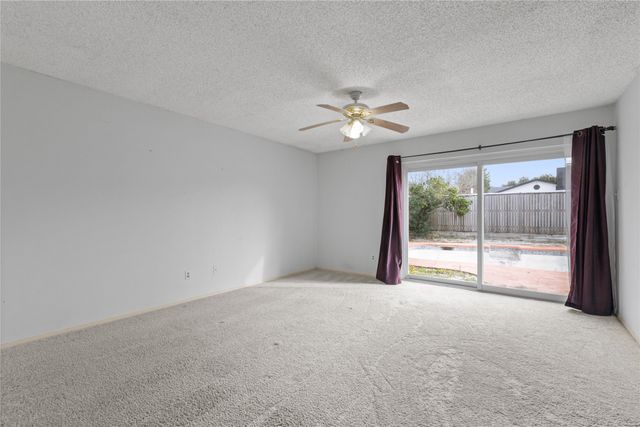 1722 Plantation Road, Garland, TX 75044