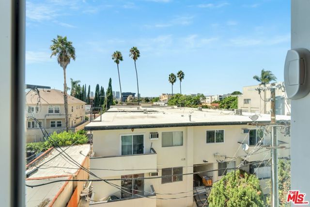 929 S Bedford Street 302, Los Angeles, CA 90035