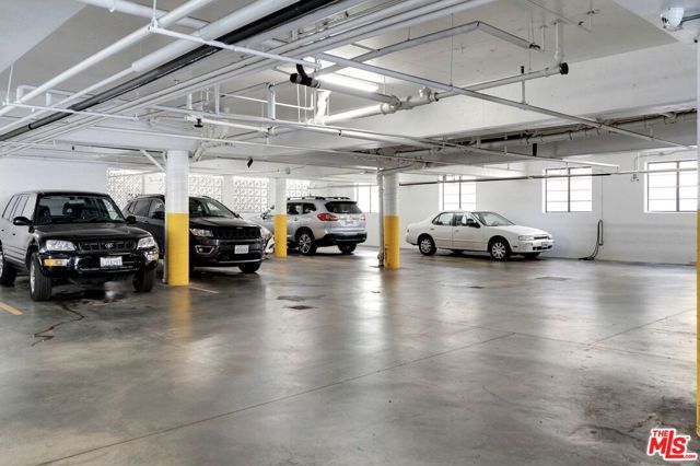 929 S Bedford Street 302, Los Angeles, CA 90035