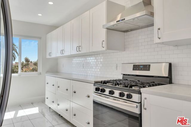 929 S Bedford Street 302, Los Angeles, CA 90035
