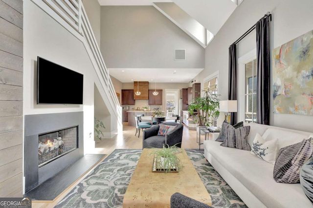 150 Ray Way, Chattahoochee Hills, GA 30268