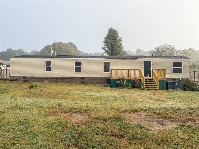 216 Windy Hill Drive, Calhoun, GA 30701