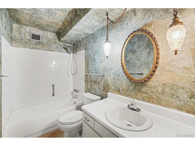 6980 E Girard Ave 104, Denver, CO 80224