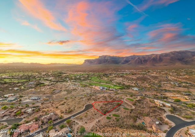 9111 E CANYON CREEK Drive 14, Gold Canyon, AZ 85118