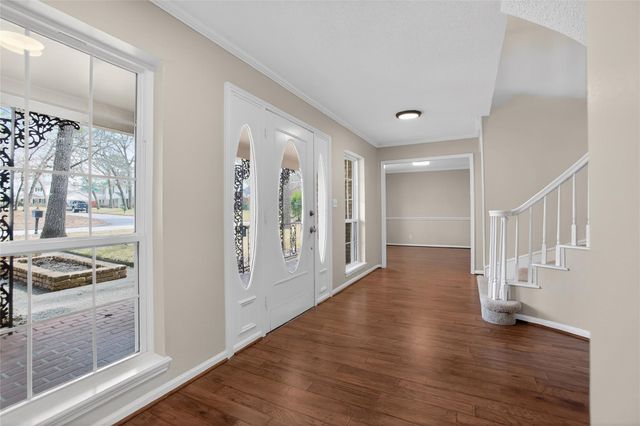 112 Kirkwood Lane, Conroe, TX 77304