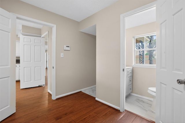 112 Kirkwood Lane, Conroe, TX 77304