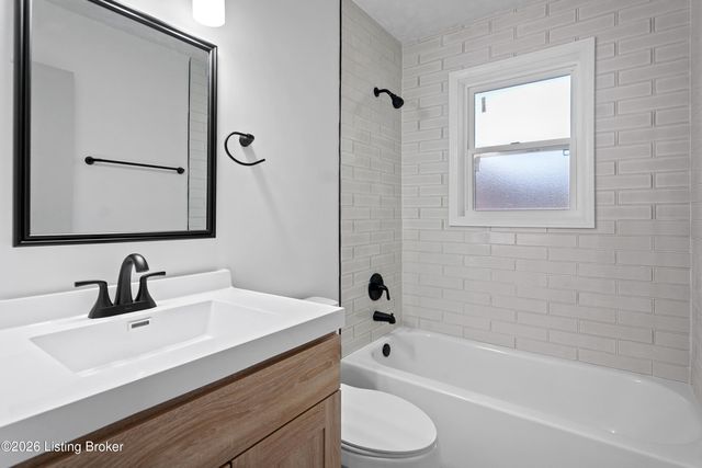 6319 Riverdale Rd, Louisville, KY 40272