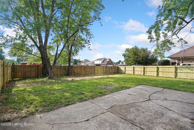 6319 Riverdale Rd, Louisville, KY 40272