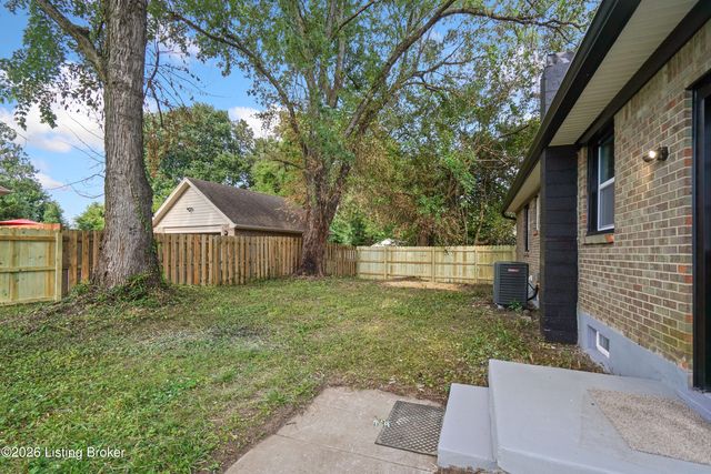 6319 Riverdale Rd, Louisville, KY 40272