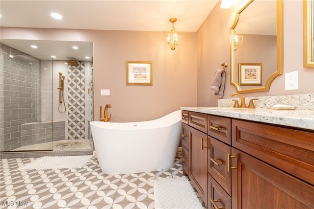 26091 Shaker Boulevard, Beachwood, OH 44122