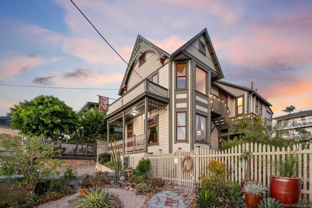 2163 Brant St, San Diego, CA 92101 — exterior