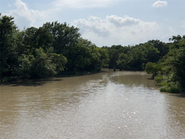 24901 S Fm 148, Kemp, TX 75143