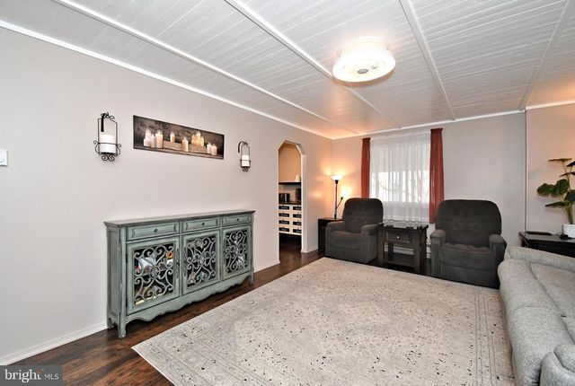 427 TANNER RD, Hatboro, PA 19040