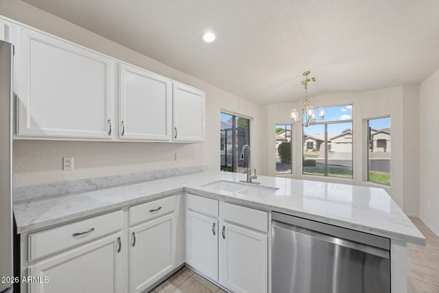 6661 W AURORA Drive, Glendale, AZ 85308