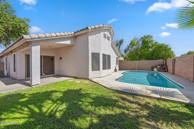 6661 W AURORA Drive, Glendale, AZ 85308