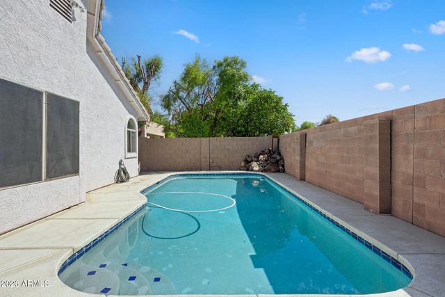 6661 W AURORA Drive, Glendale, AZ 85308