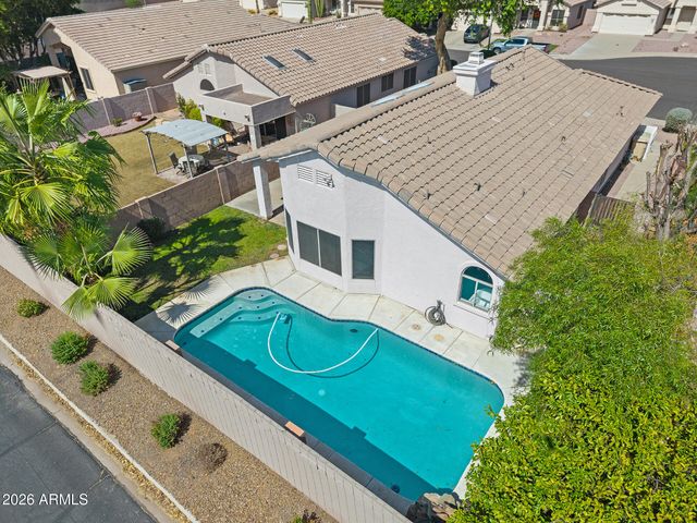 6661 W AURORA Drive, Glendale, AZ 85308