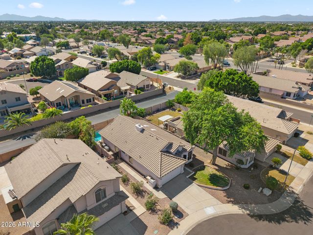 6661 W AURORA Drive, Glendale, AZ 85308