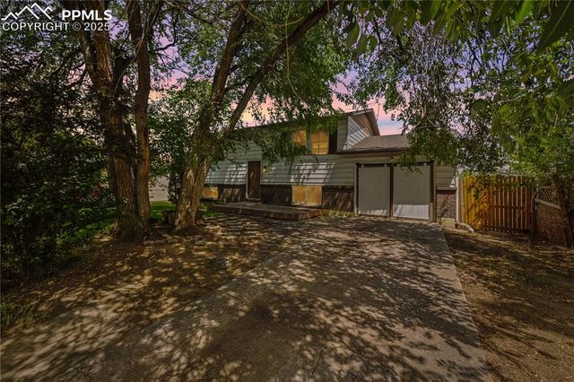 1551 Chadwick Drive, Colorado Springs, CO 80906